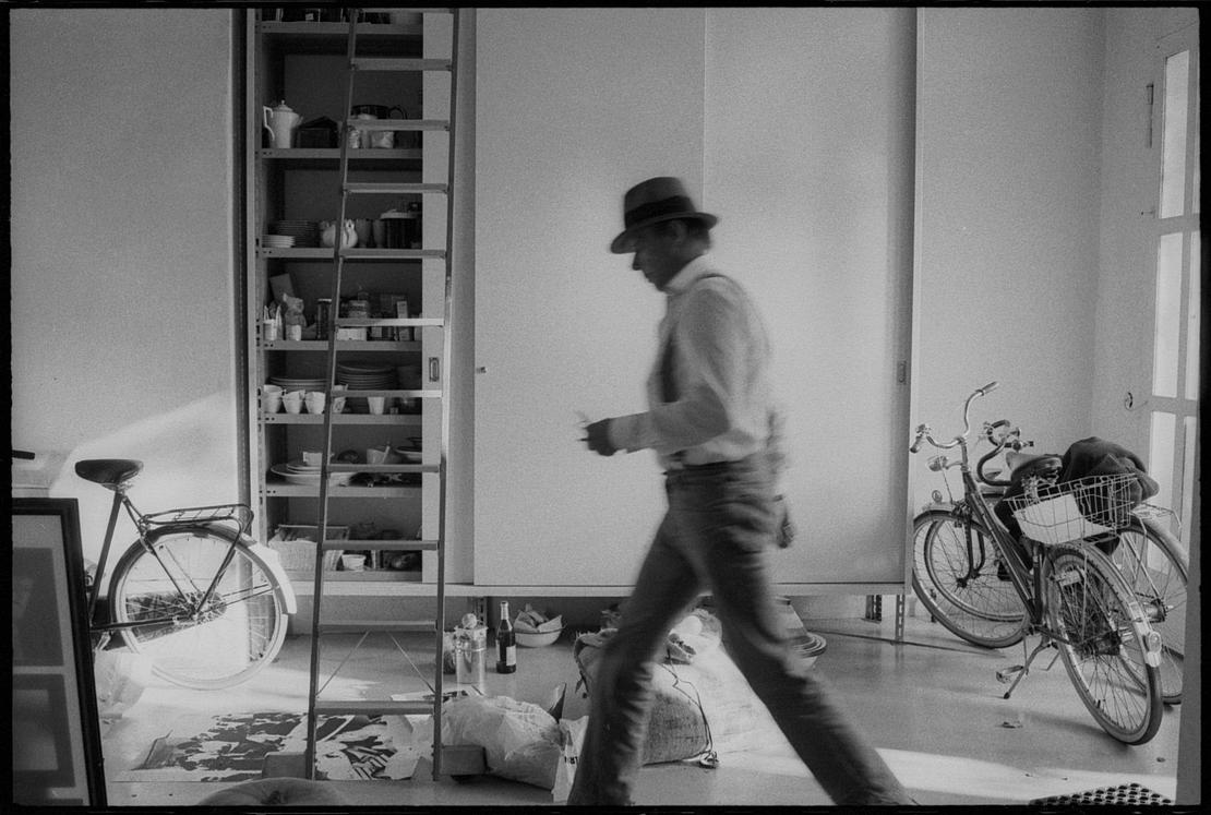 Joseph Beuys in seinem Atelier