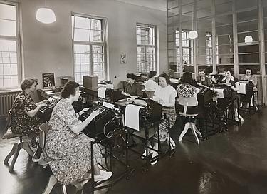 Großraumbüro, 1950er Jahre
