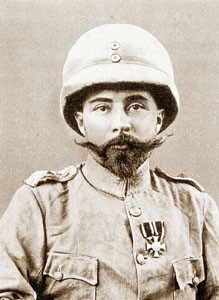 Porträt Valentin von Massow in Uniform